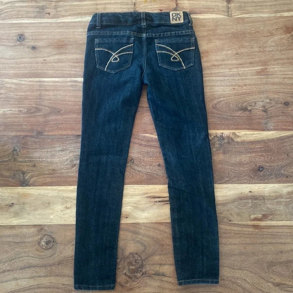GIRLS👱‍♀️ DKNY Hipster Jeans size 8 - Picture 4 of 4